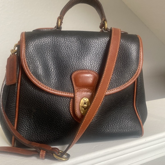 Vintage COACH Sheridan Monticello Pebbled Leather Crossbody In Black and… - Picture 1 of 10